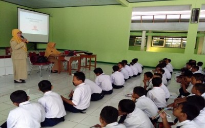 SOSIALISASI KESEHATAN REMAJA