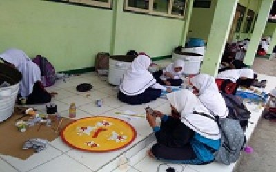 LUKIS ASTALISTA, TONG SAMPAH JADI BERTAMBAH KEREN